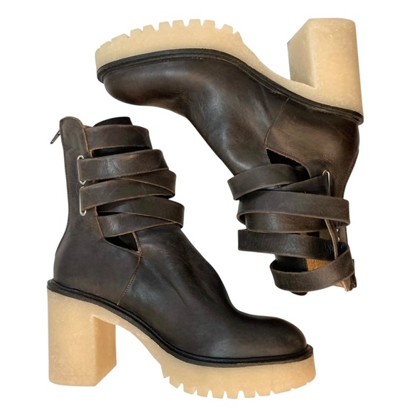 FREE PEOPLE Jesse Cutout Platform Lug Rubber Sole Leather Ankle Boots - Picture 7 of 16